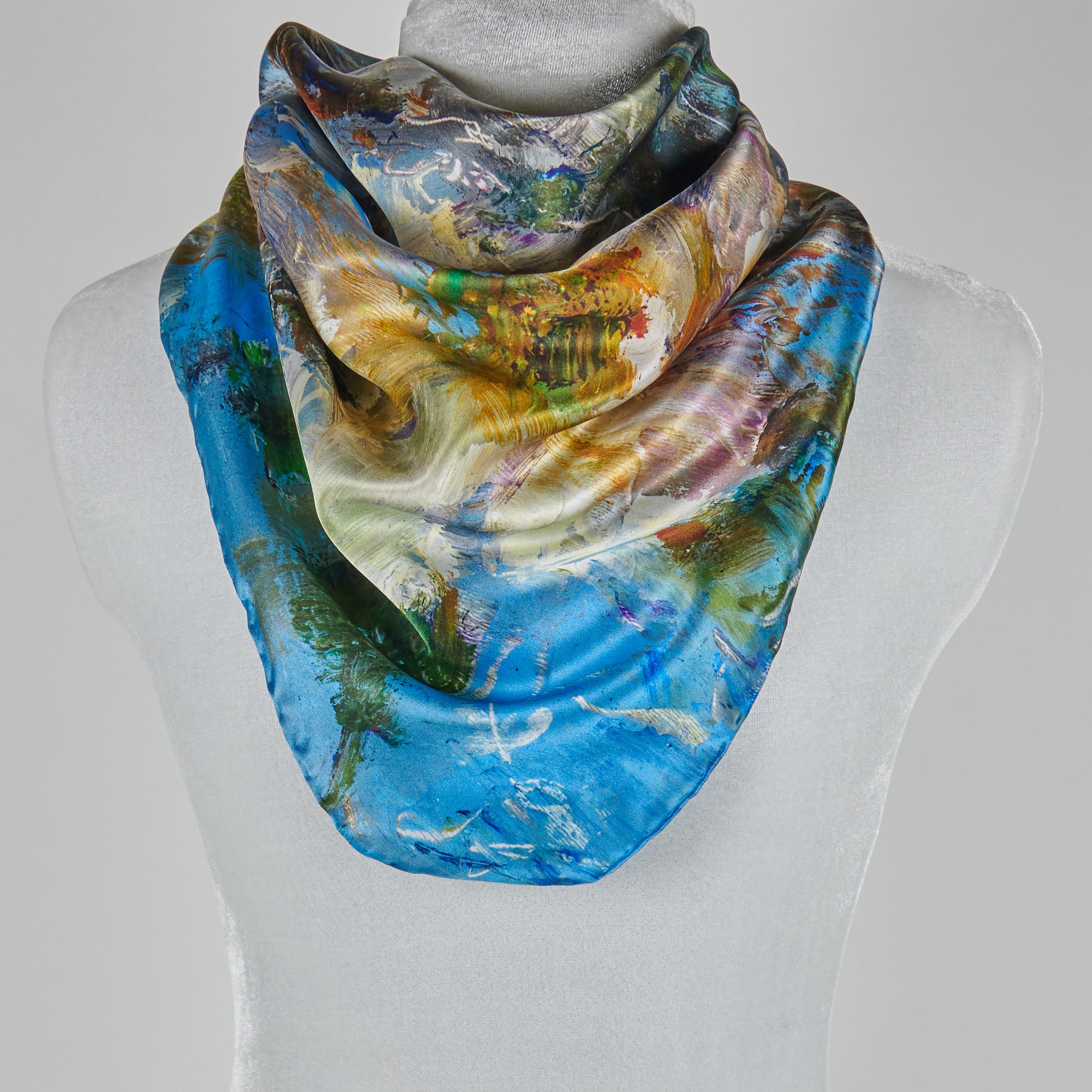 Oksana_WhiteMagnolias_ItalianSilkScarf_LightBlue_65x65cm_OksanaFineArtDesign_4_Impressionist